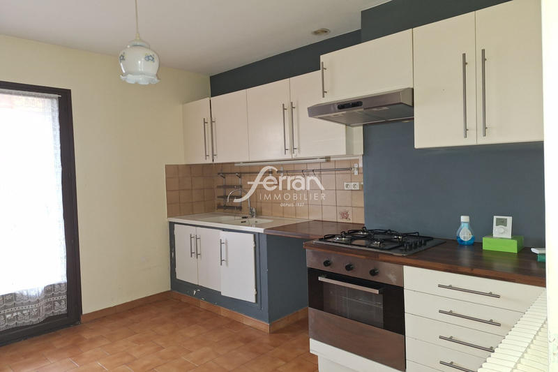 Appartement - 77 m² - 3 pièces