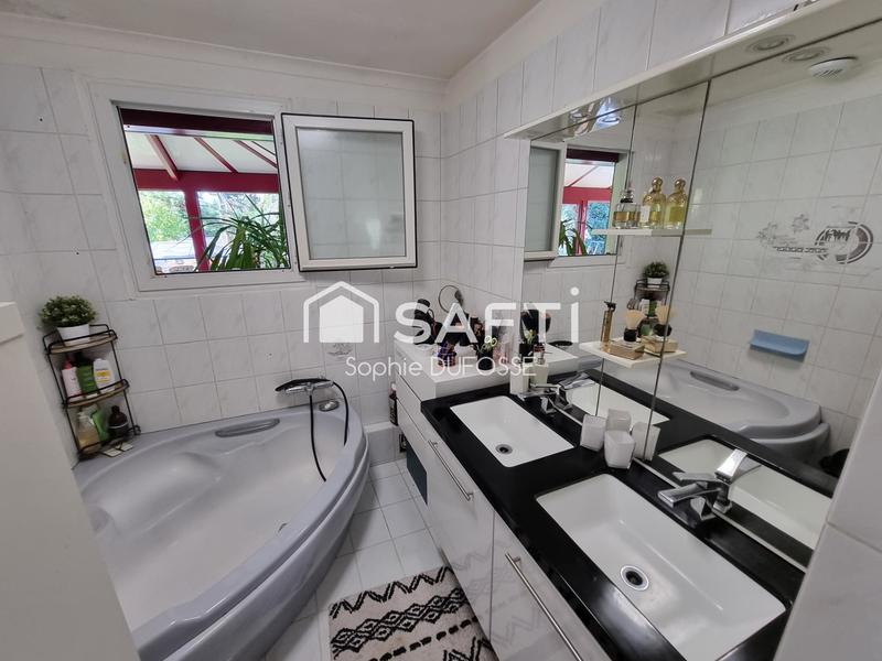 Maison - 113 m² - 4 pièces