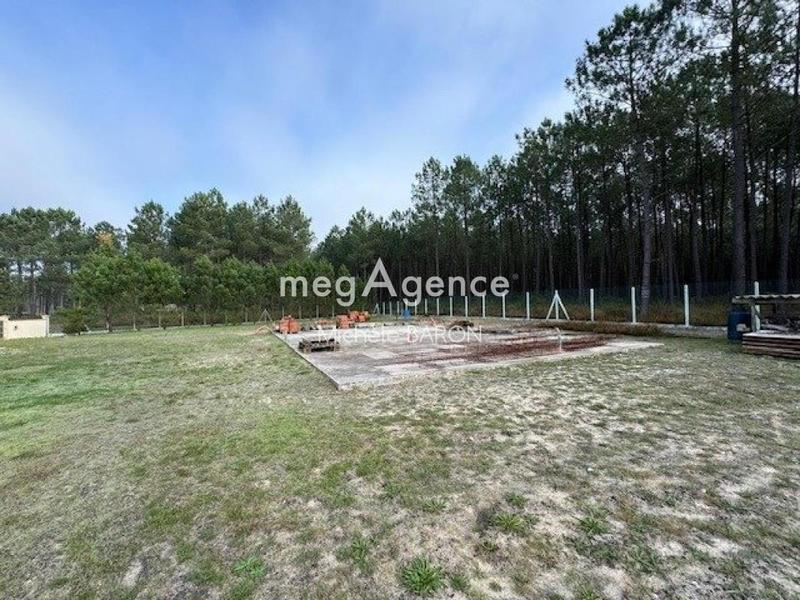 Maison - 245 m² - 2 pièces