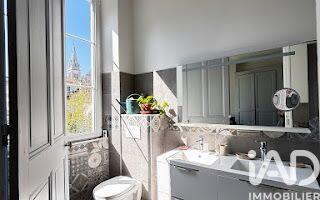 Appartement - 152 m² - 5 pièces