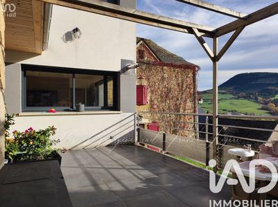 Maison - 165 m² - 8 pièces