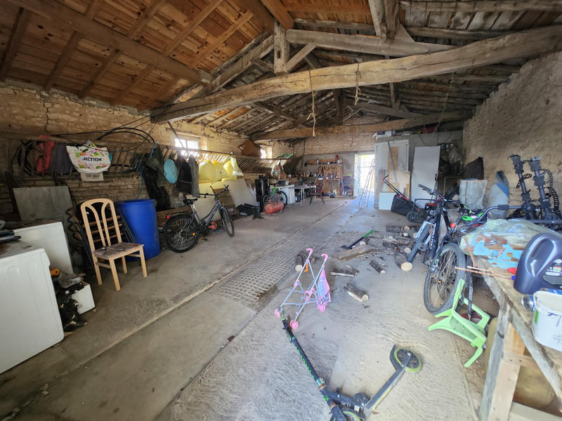 Maison - 180 m² - 7 pièces