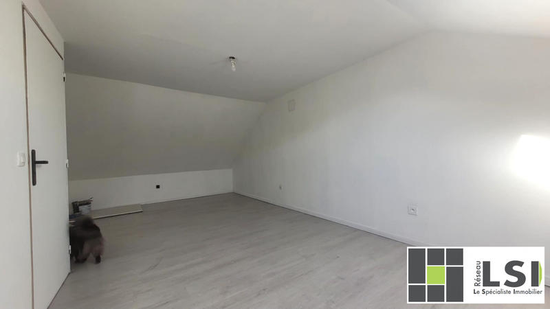 Maison - 97 m² - 7 pièces