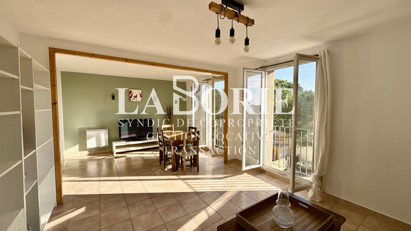 Appartement - 60 m² - 3 pièces