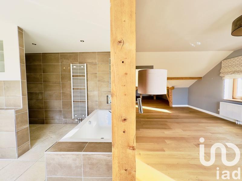 Maison - 175 m² - 6 pièces