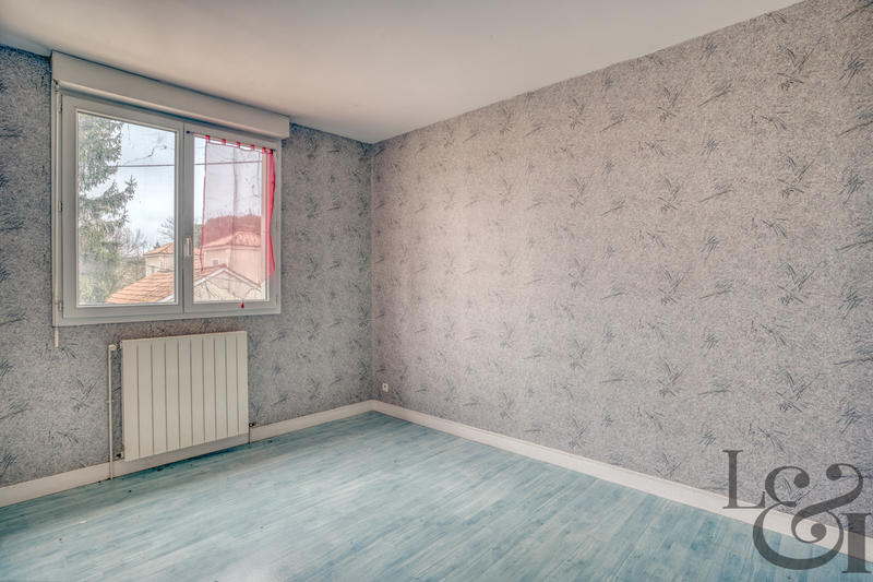 Maison - 84 m² - 5 pièces