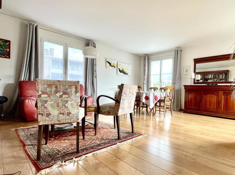 Appartement - 119 m² - 6 pièces