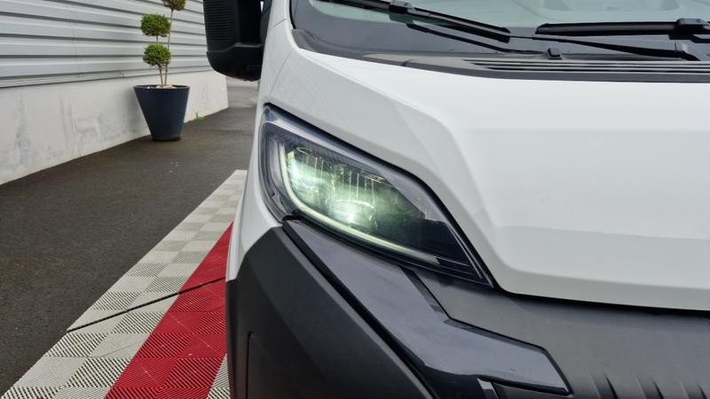 Peugeot Boxer Fourgon tole 3.0 t l2h2 120 ss bvm6