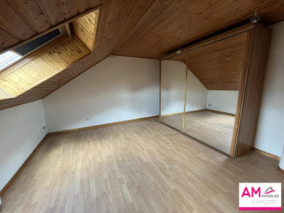 Appartement - 93 m² - 4 pièces