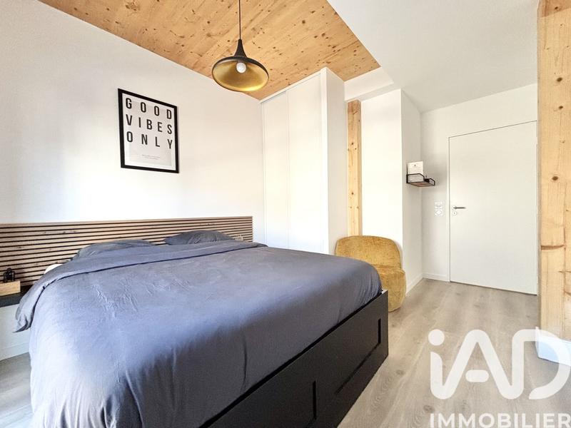 Loft - 93 m² - 5 pièces