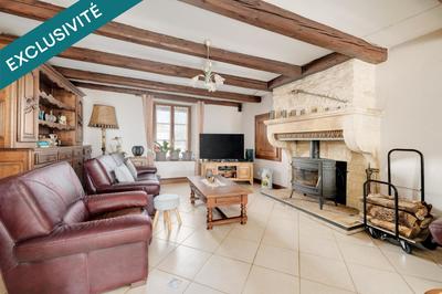 Maison - 214 m² - 5 pièces