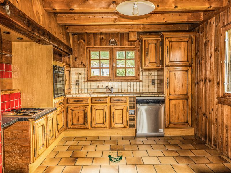 Maison - 220 m² - 6 pièces