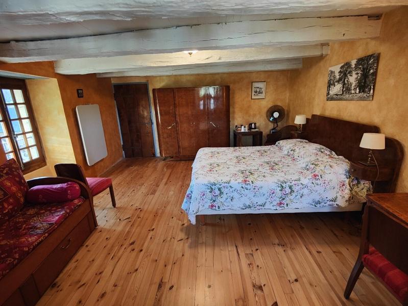 Maison de maîtres - 375 m² - 14 pièces