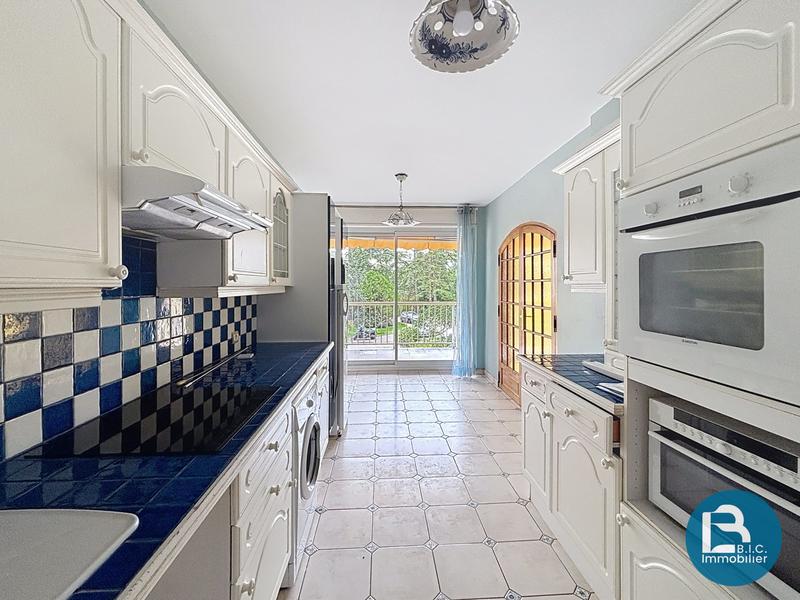 Appartement - 112 m² - 5 pièces