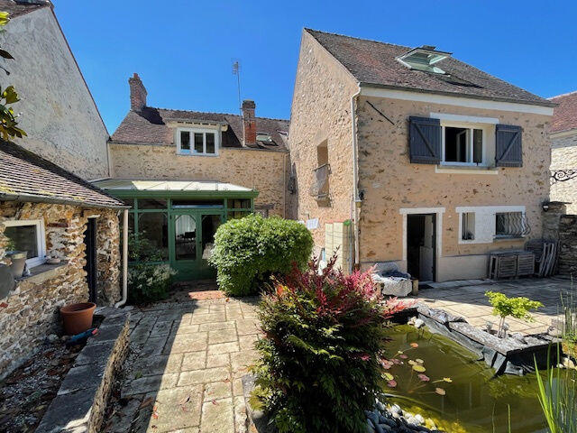 Maison - 224 m² - 7 pièces