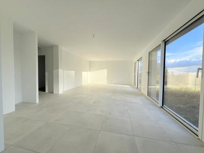 Maison - 141 m² - 6 pièces