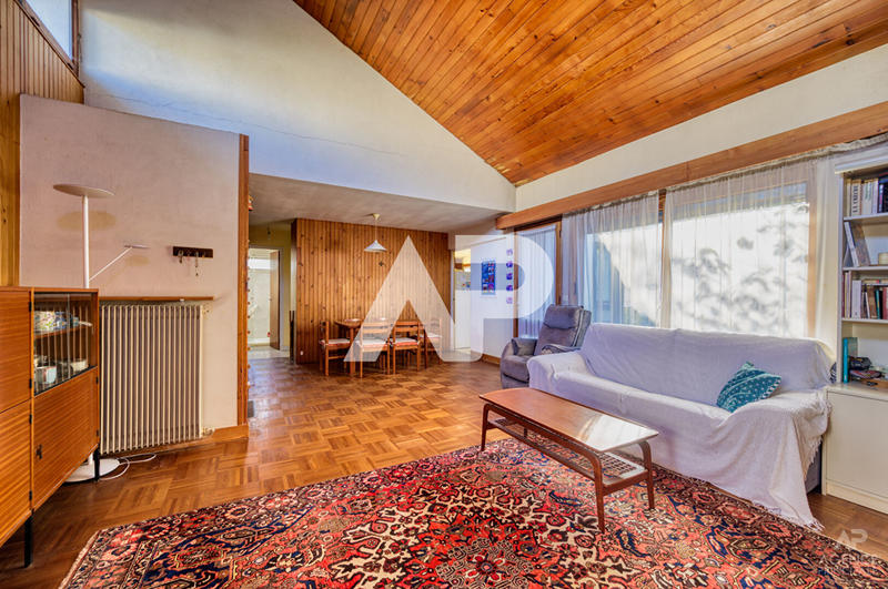 Maison - 108 m² - 5 pièces