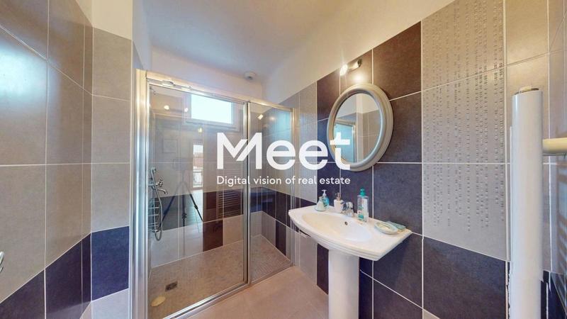 Pavillon - 316 m² - 12 pièces