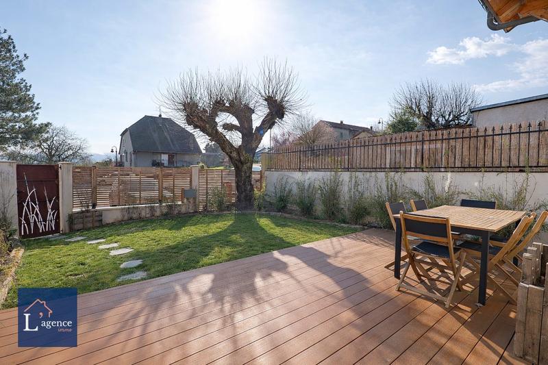 Maison - 203 m² - 7 pièces