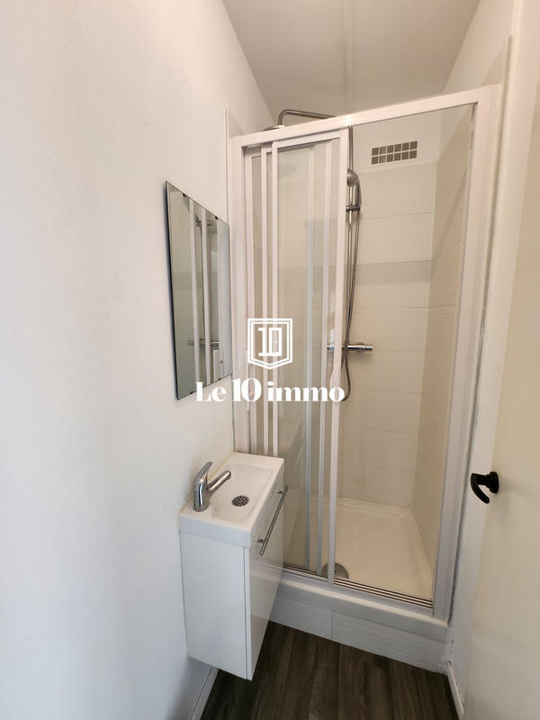 Appartement - 95 m² - 5 pièces