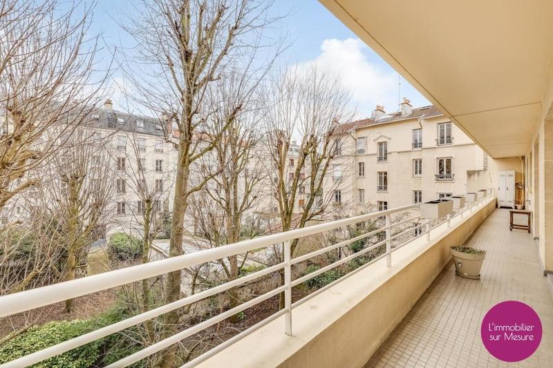 Appartement - 98 m² - 5 pièces