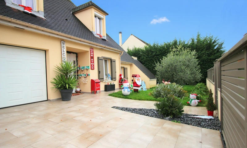 Maison - 191 m² - 7 pièces