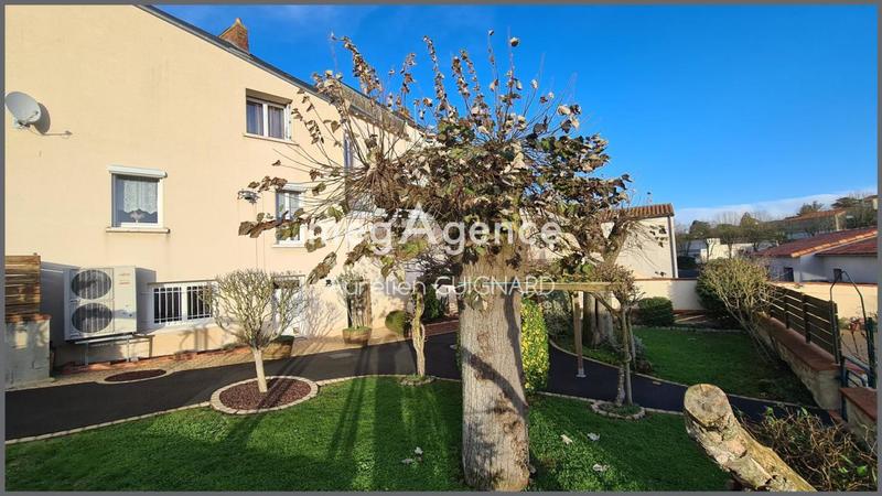 Maison de ville - 118 m² - 7 pièces