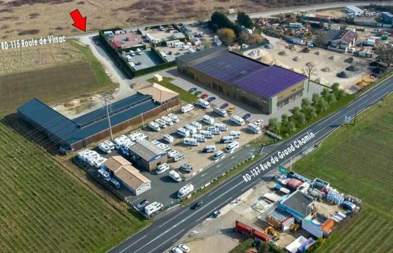 Local d'activité / Entrepôt - 230 m²