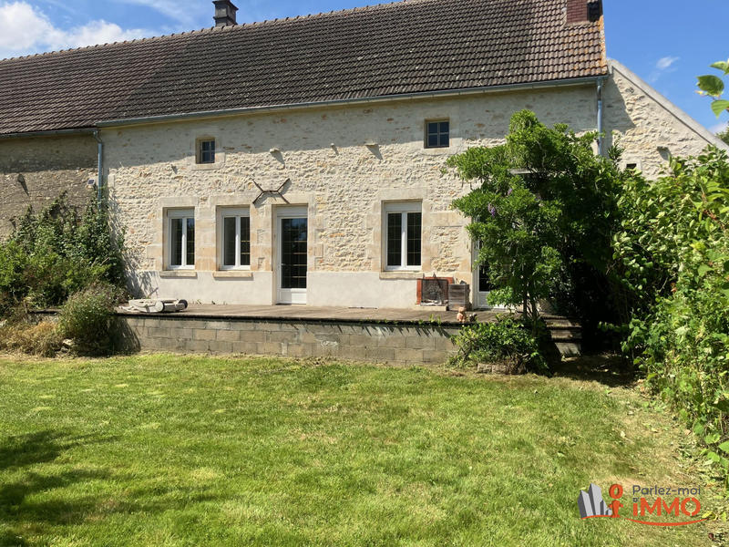 Maison - 92 m² - 4 pièces
