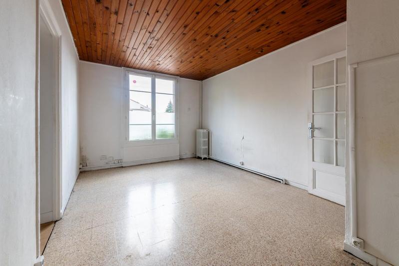 Maison - 142 m² - 7 pièces