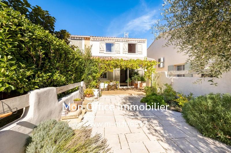 Maison - 98 m² - 4 pièces