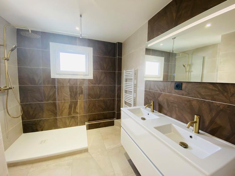 Appartement - 106 m² - 5 pièces