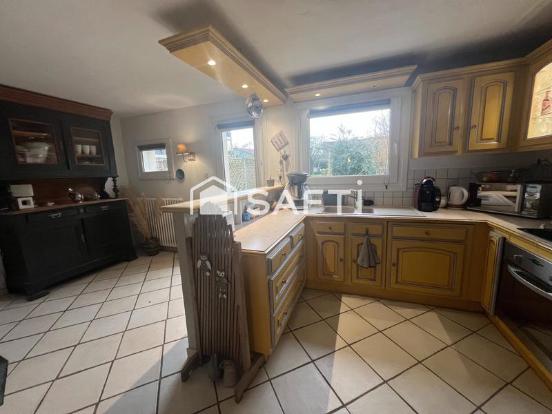 Maison - 122 m² - 6 pièces