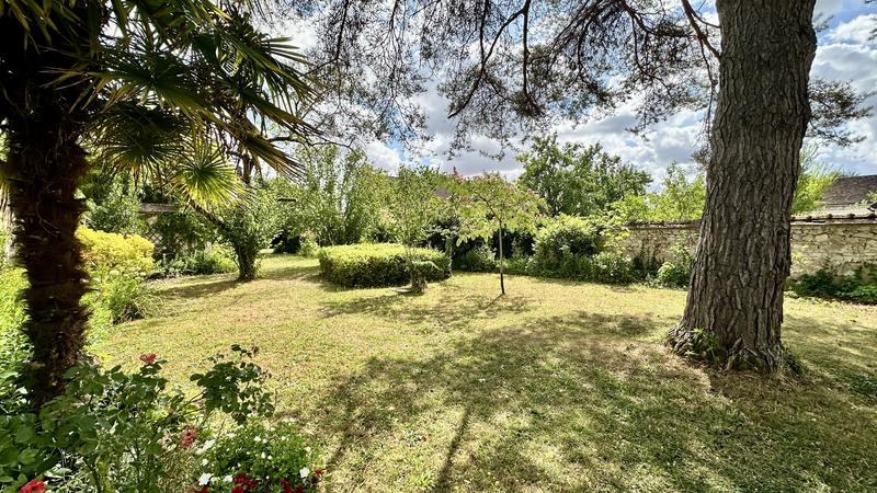 Demeure - 352 m² - 15 pièces