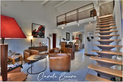 Maison - 192 m² - 7 pièces