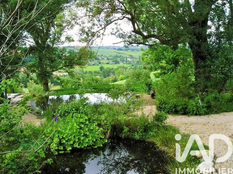 Maison - 280 m² - 11 pièces