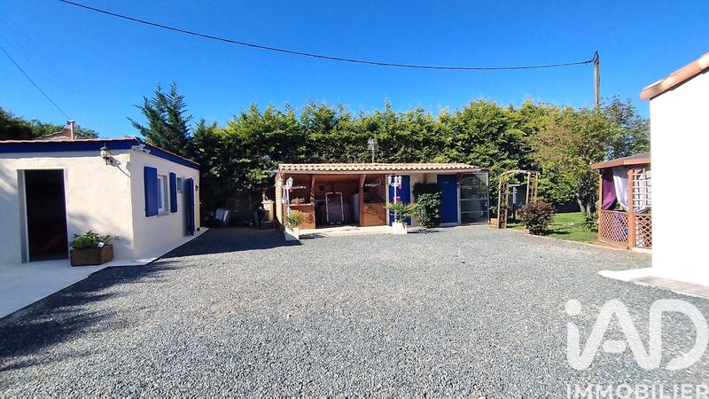 Maison - 104 m² - 4 pièces