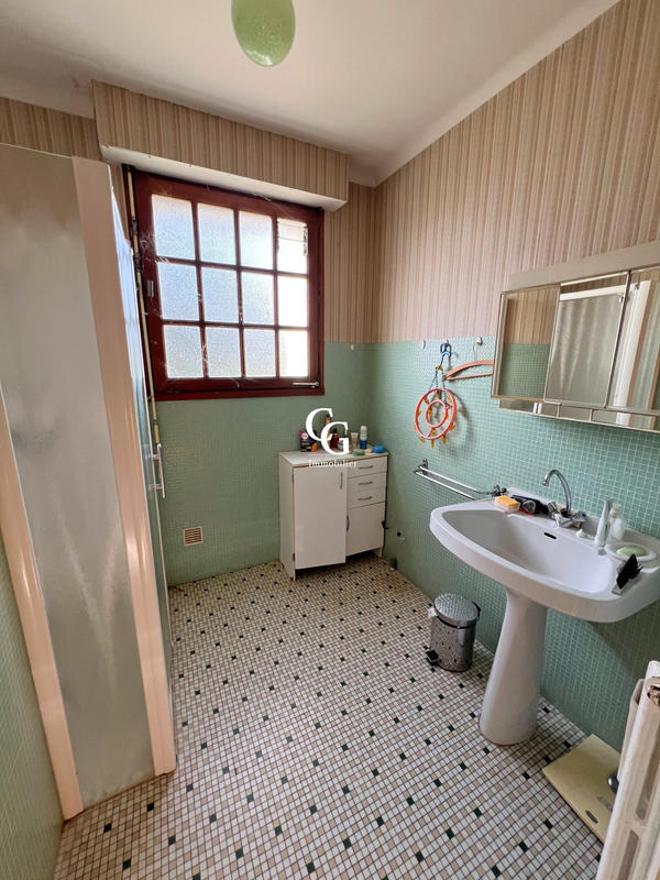 Maison - 96 m² - 5 pièces