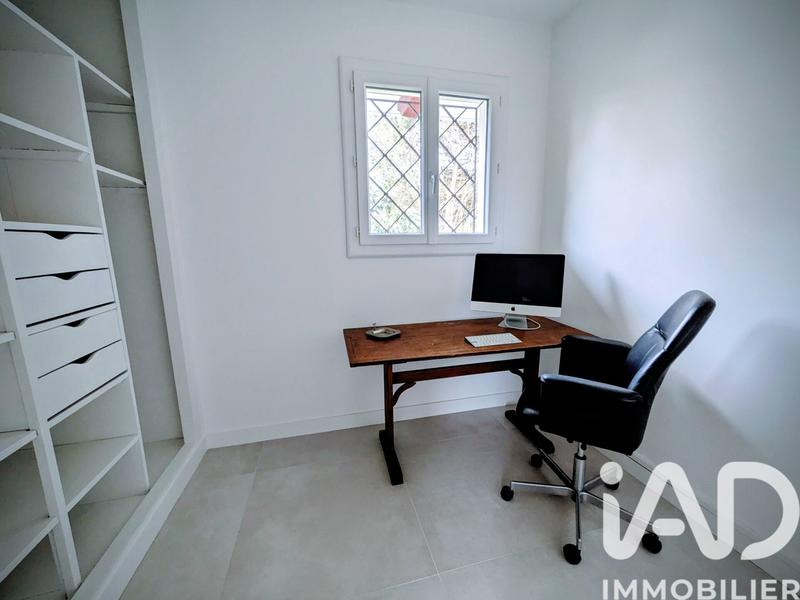 Maison - 210 m² - 8 pièces