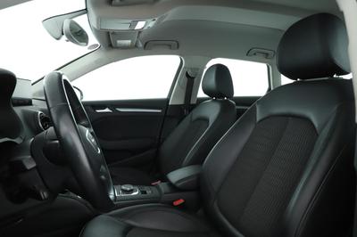 Audi A3 sportback 1.4 Tfsi Cod Ultra s tronic 150 ch