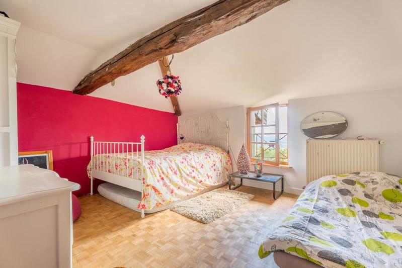 Maison en pierre - 176 m² - 6 pièces