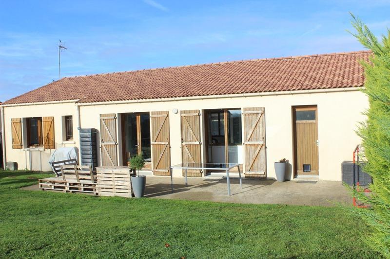 Maison - 95 m² - 4 pièces