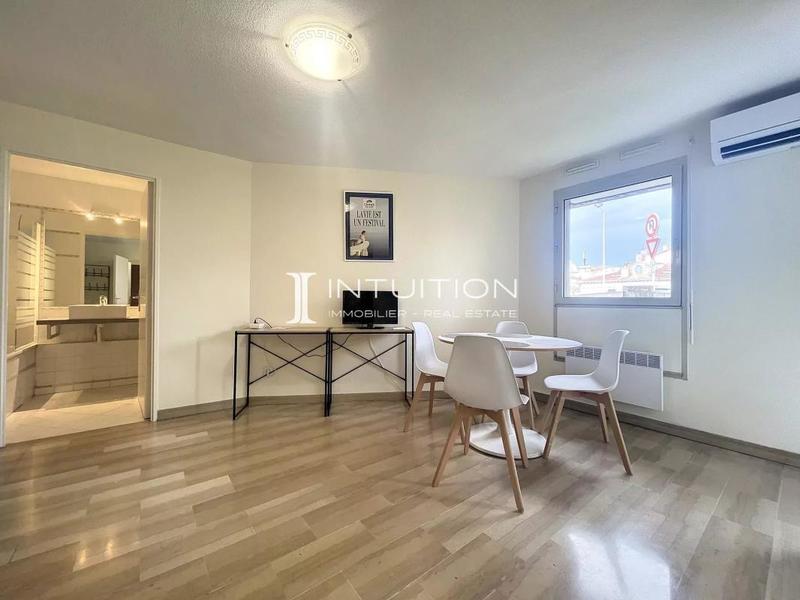 Studio - 26 m² - 1 pièce