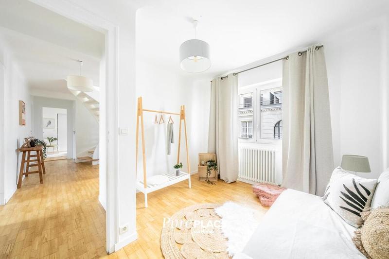 Maison - 186 m² - 7 pièces