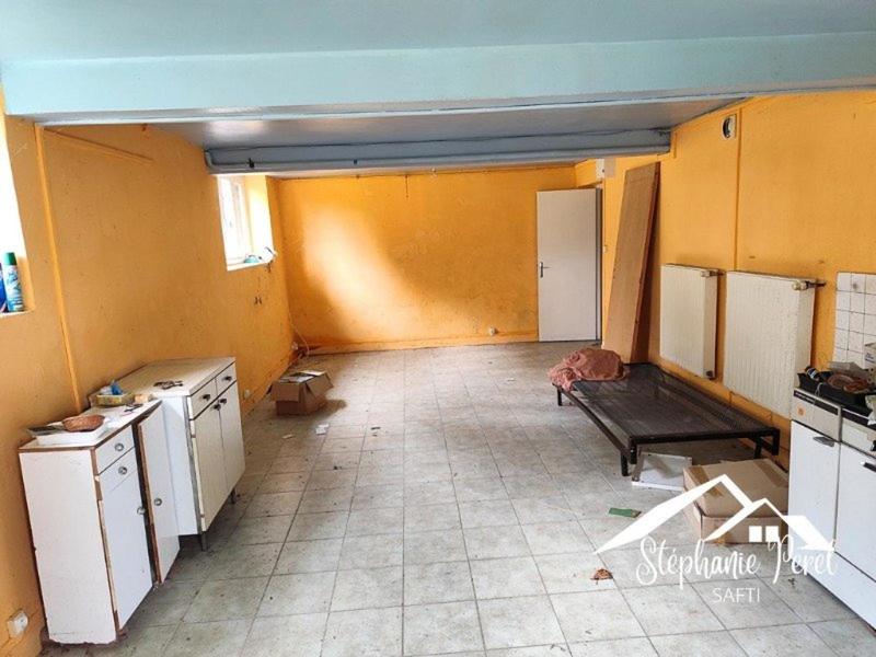 Maison - 256 m² - 13 pièces