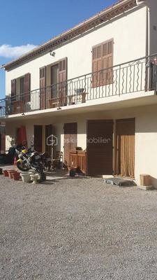 Appartement - 170 m² - 8 pièces