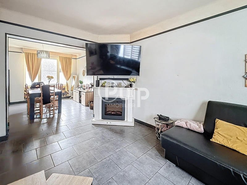 Maison de ville - 85 m² - 5 pièces