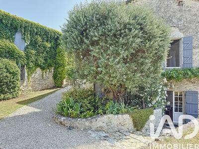 Maison de village - 260 m² - 8 pièces