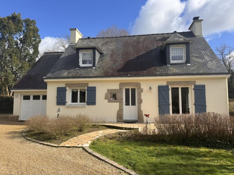 Maison - 111 m² - 4 pièces