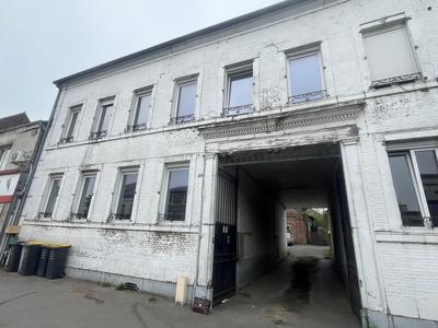 Immeuble - 170 m² - 10 pièces